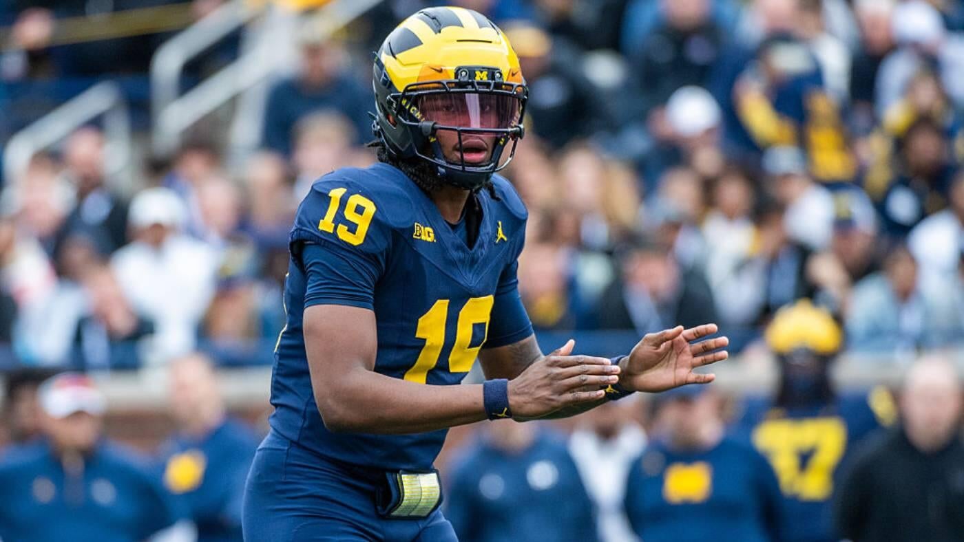 https://sportshub.cbsistatic.com/i/2025/08/21/eea32051-1c8a-4bf2-8b5b-e6d8b8b9d5f3/underwood-michigan-1.jpg