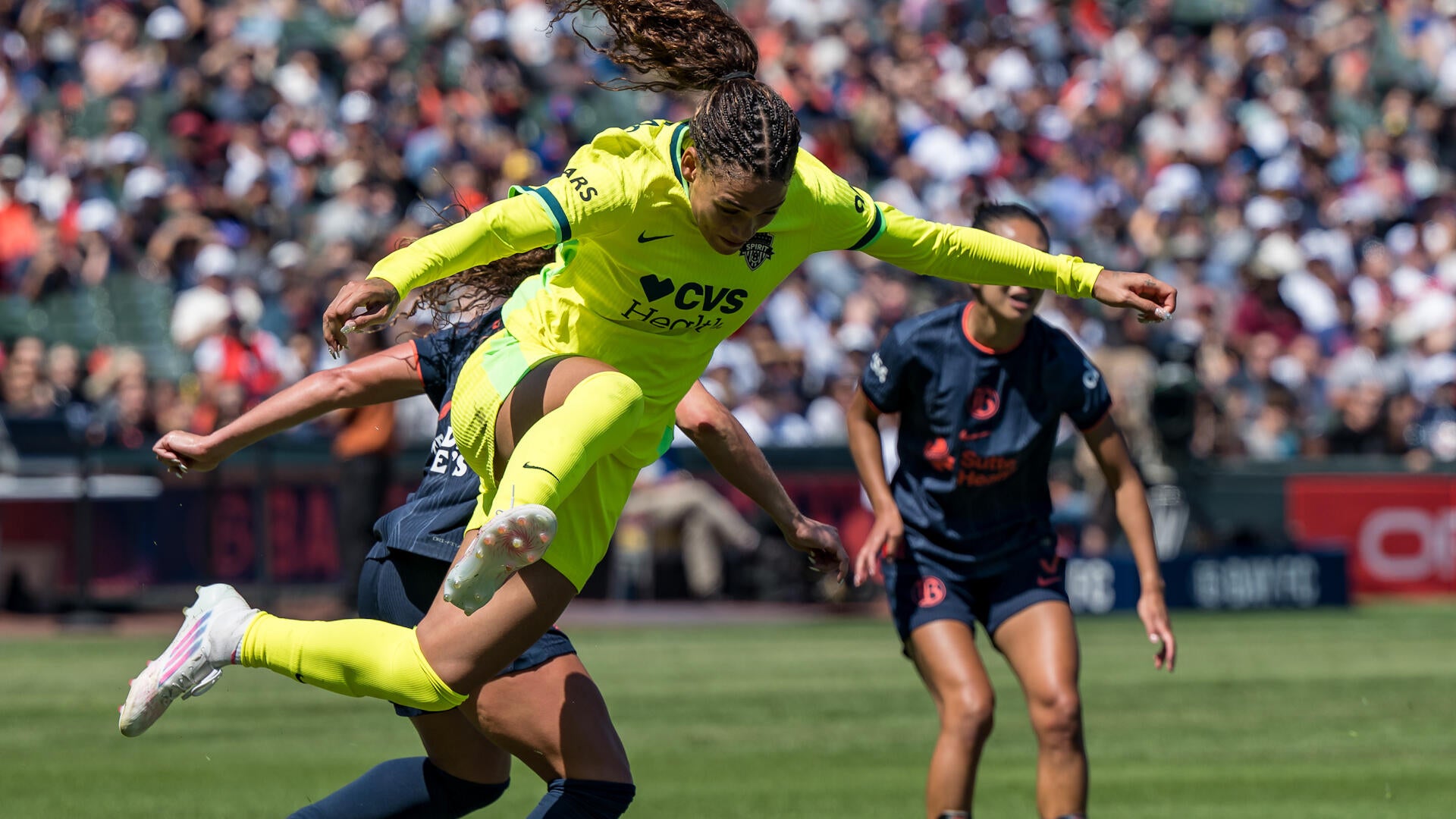 https://sportshub.cbsistatic.com/i/2025/08/24/8e338ad9-61c0-44c3-a59d-9366a320ce9b/rodman.jpg
