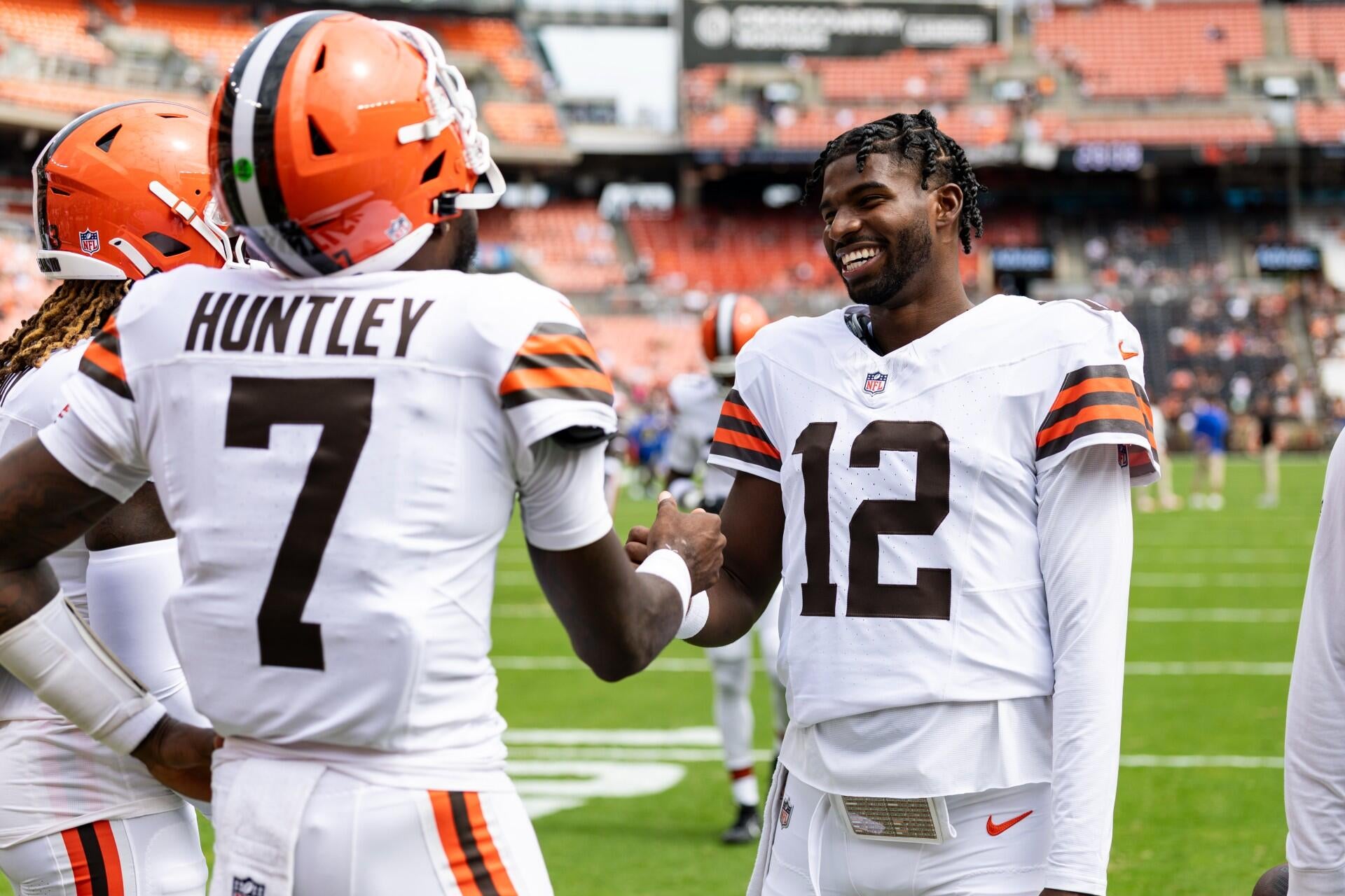 https://sportshub.cbsistatic.com/i/2025/08/24/9c50e1e7-2eb1-4269-a183-9f82680fe498/shedeursnoop.jpg