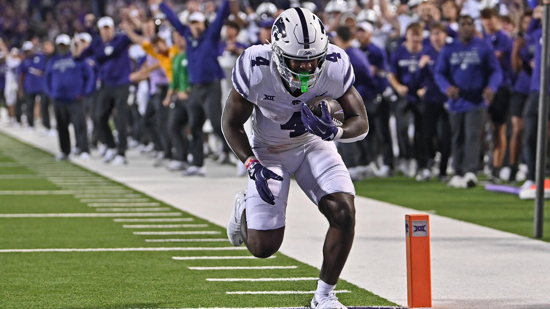 https://sportshub.cbsistatic.com/i/2025/08/31/4b74d095-9fd8-4838-bde2-adff3650bd87/kansas-state.jpg