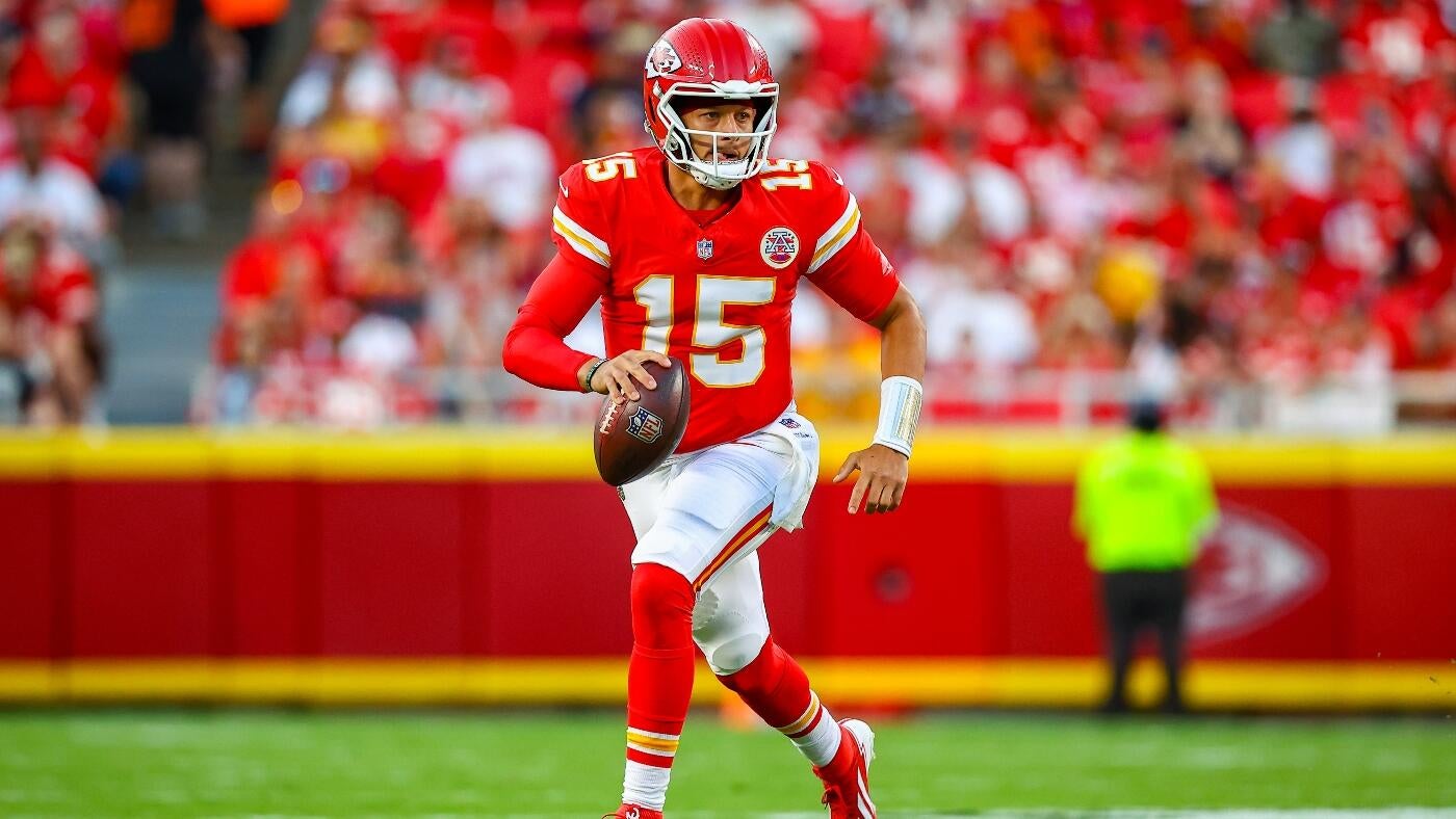 https://sportshub.cbsistatic.com/i/2025/09/05/2b9cf657-af93-464b-9a69-5a9e4cb48888/patrick-mahomes-chiefs-getty-images.jpg