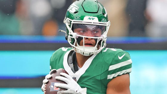 imagn-justin-fields-jets-pregame.jpg