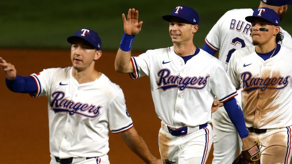 Brewers vs Rangers