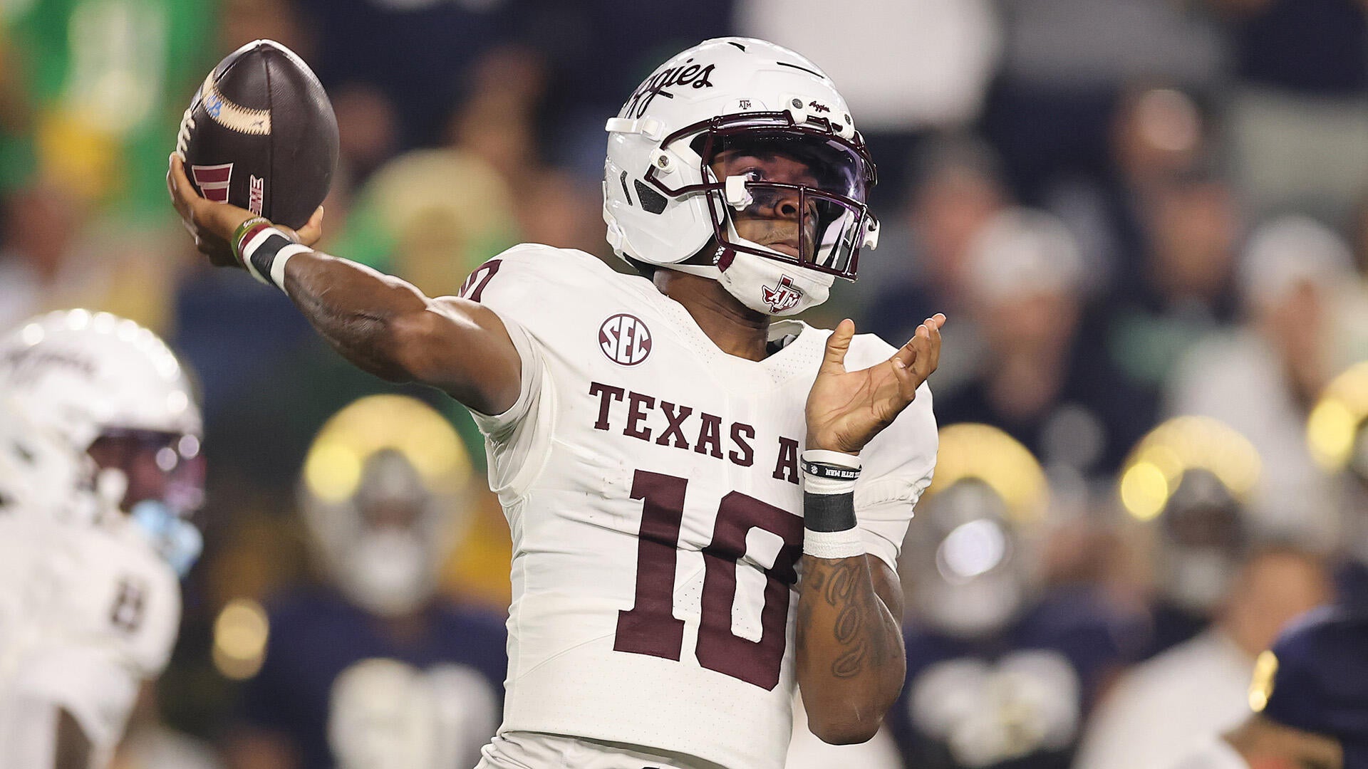 Marcel Reed Shows Why He's Becoming One of the Best Quarterbacks in the ...