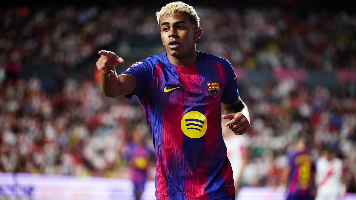 https://sportshub.cbsistatic.com/i/2025/09/14/d02a77f6-4795-4af9-9763-48b01ef34c4d/fcb-17.jpg