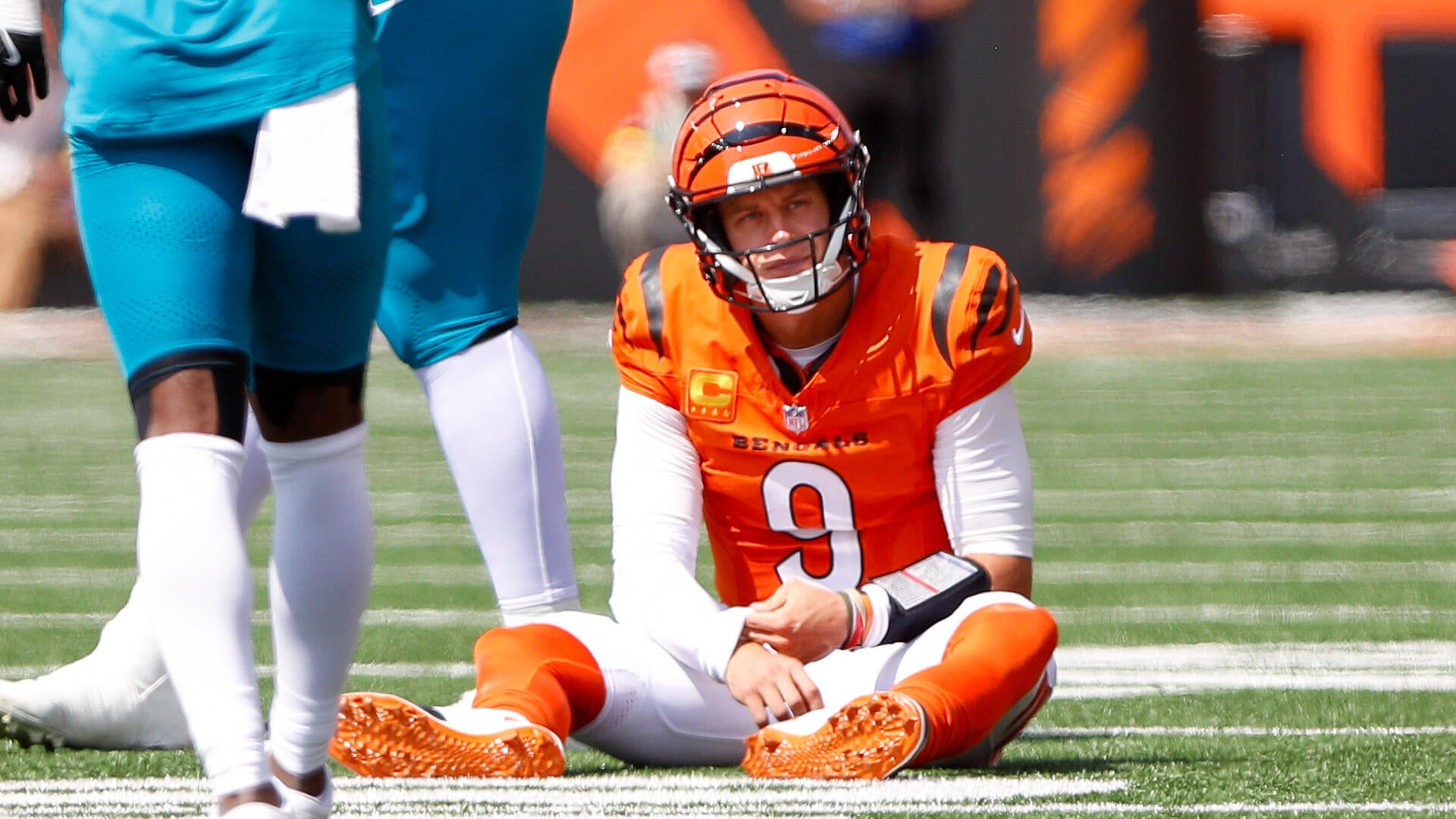 Latest details about Joe Burrow's injury, plus grades for each team and picks for Monday night doubleheader