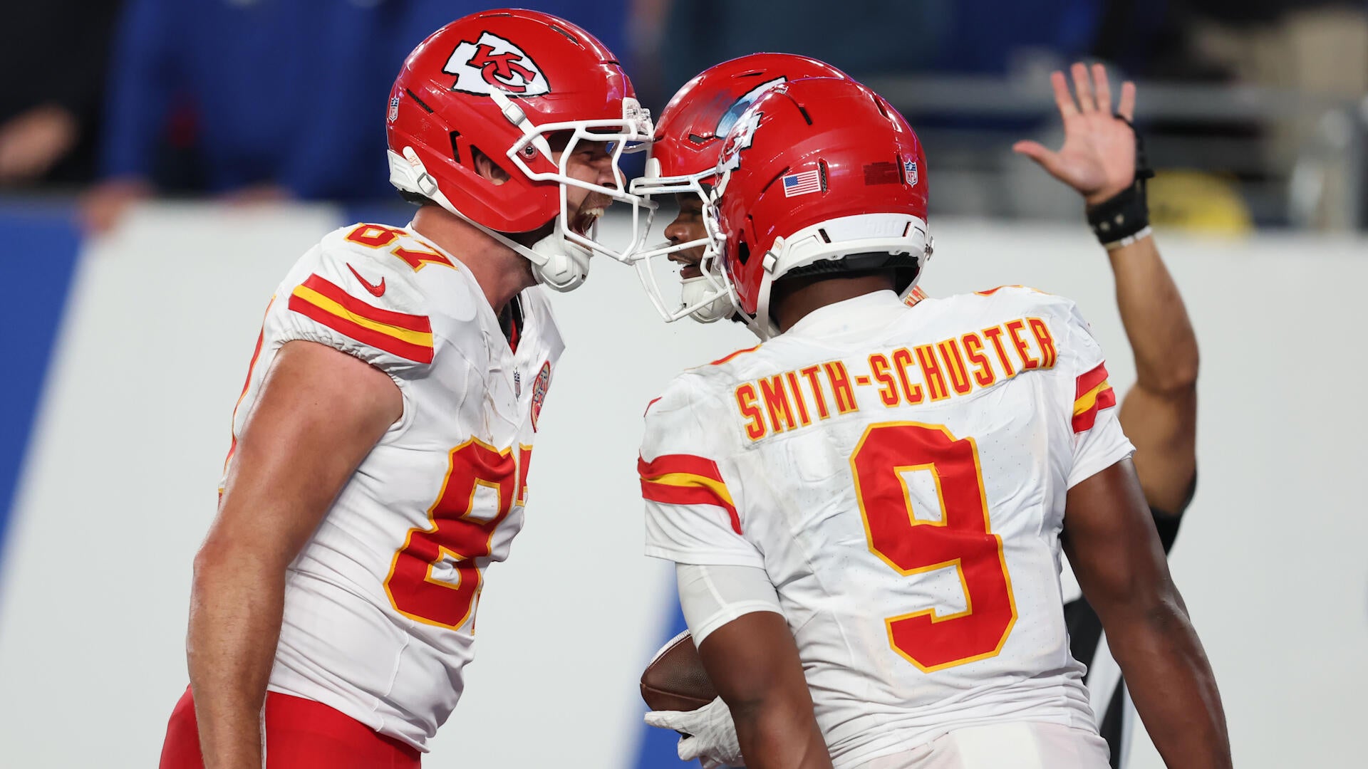 https://sportshub.cbsistatic.com/i/2025/09/22/38904549-65a5-4c97-81fb-1118d4e68b10/chiefs.jpg