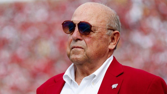 barry-alvarez.jpg