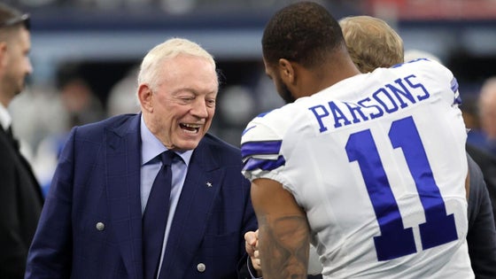 jerry-jones-micah-parsons.jpg
