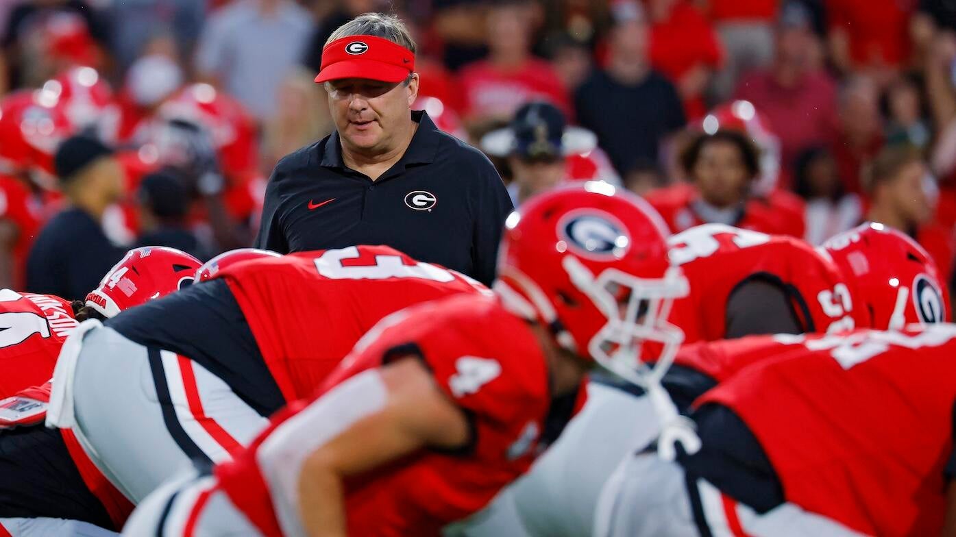 <a href="https://www.cbssports.com/college-football/news/tom-fornellis-college-football-power-ratings-georgia-falls-amid-poor-line-play-notre-dame-returns-to-top-10/" target="_blank">Tom Fornelli’s College Football Power Ratings: Georgia falls amid poor line play, Notre Dame returns to top 10</a>