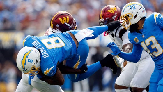 omarion-hampton-chargers-injury.jpg