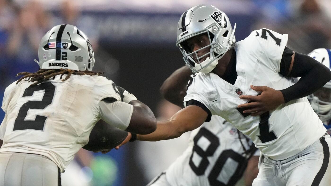 geno-smith-las-vegas-raiders