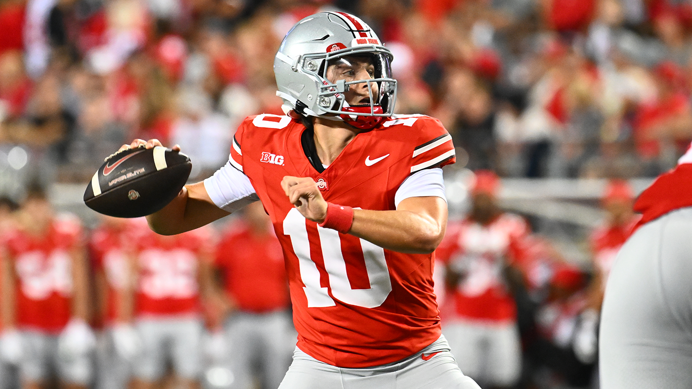 <a href="https://www.cbssports.com/college-football/news/college-football-playoff-rankings-projection-miami-ohio-state-continue-to-separate-from-pack/" target="_blank">College Football Playoff Rankings projection: Miami, Ohio State continue to separate from pack</a>