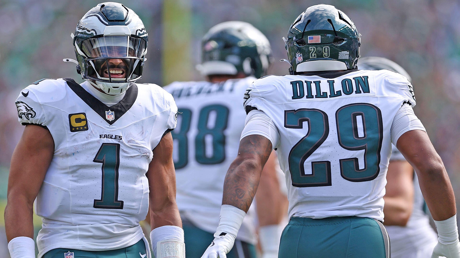 NFL DFS, 패커스 vs. 이글스: 'Monday Night Football' 최고의 FanDuel, DraftKings 데일리 판타지 픽