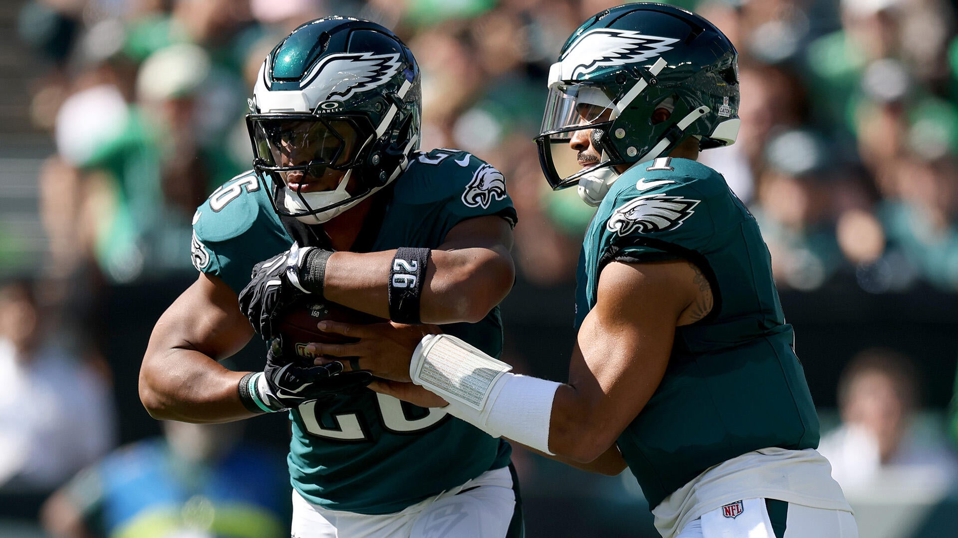 https://sportshub.cbsistatic.com/i/2025/10/09/7eca6707-552e-480f-b8bd-29d502f53ed8/gettyimages-2239992420.jpg