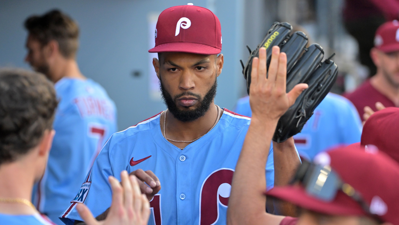 Phillies’ Cristopher Sánchez says umpire apologized for crucial missed strike call in season-ending loss