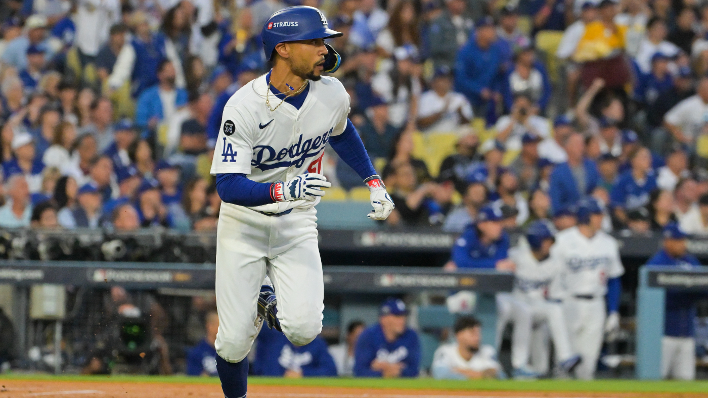 https://sportshub.cbsistatic.com/i/2025/10/12/c0efa785-381d-4053-a39d-28beb60968ae/mookie-betts-los-angeles-dodgers.png