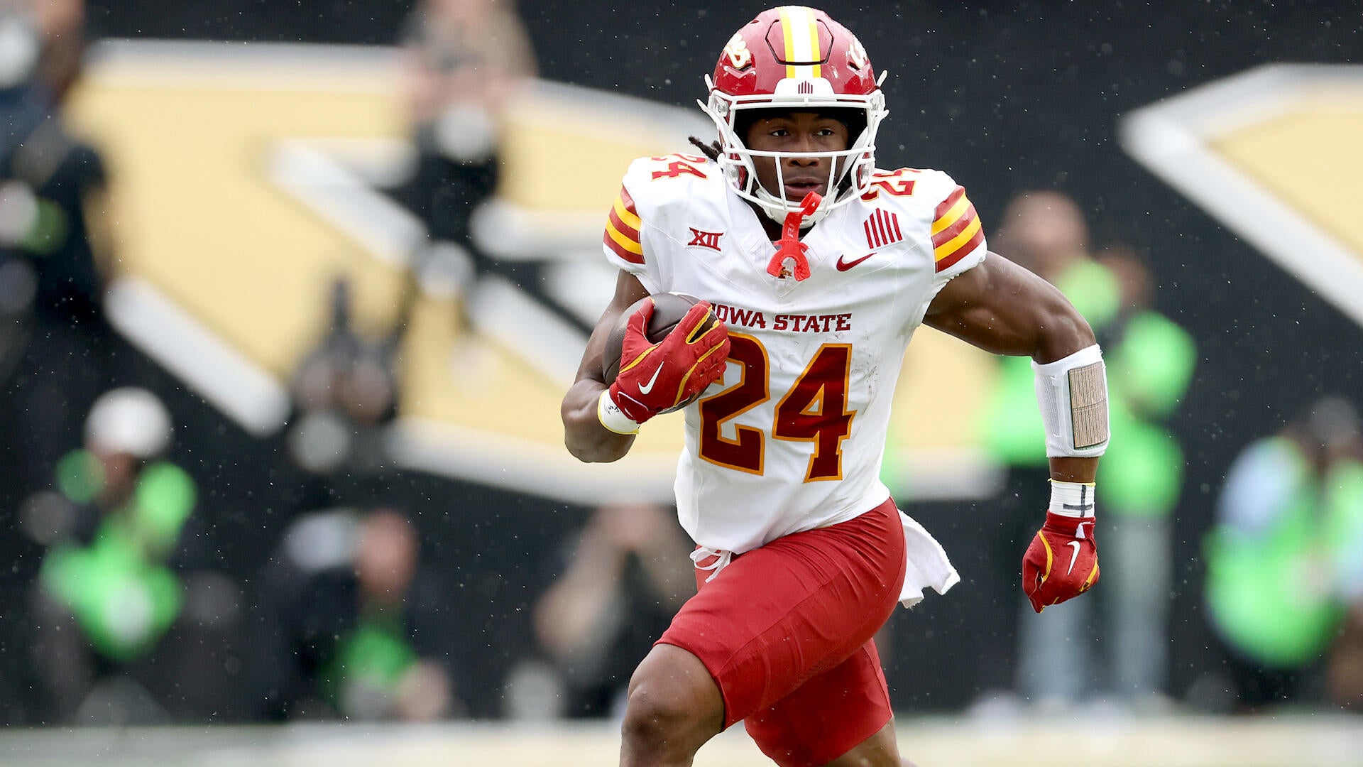 https://sportshub.cbsistatic.com/i/2025/10/12/c9fcee8a-f0b7-4ca7-90de-26c5aca5f13b/hlvo-indiana-oregon-00-20-06-02-still006.jpg