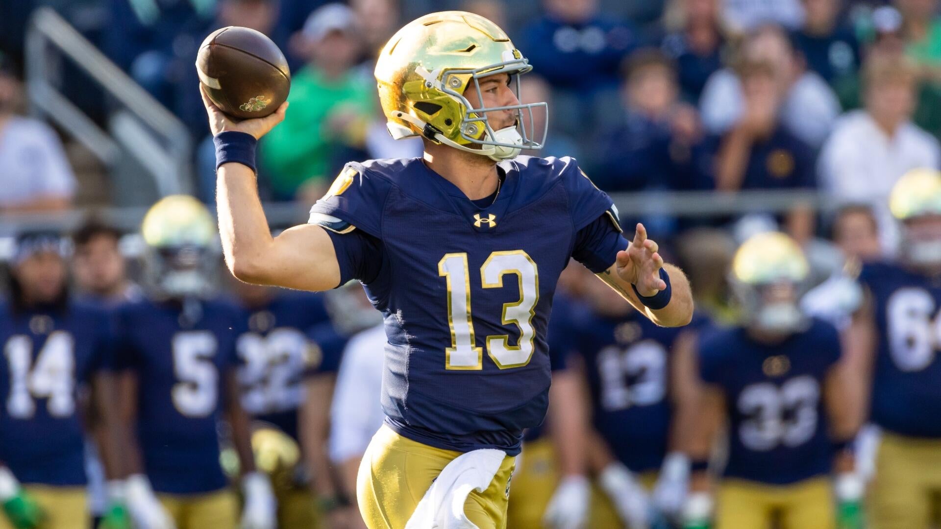 College football odds, picks, predictions for Week 10, 2025: Computer likes Notre Dame, Ole Miss