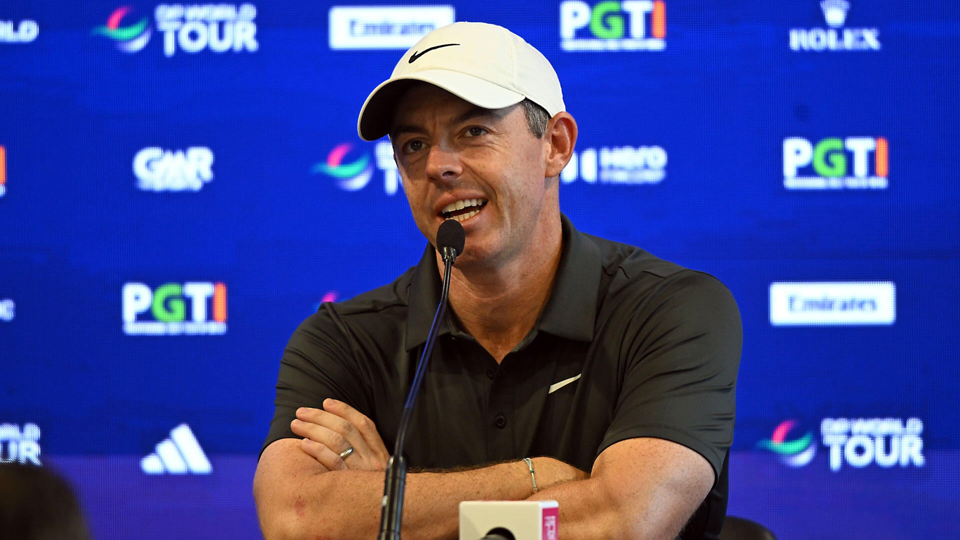 https://sportshub.cbsistatic.com/i/2025/10/15/f12e8db4-8cb9-458b-9d7a-d82d9cc1b380/rory-mcilroy-india-presser.jpg
