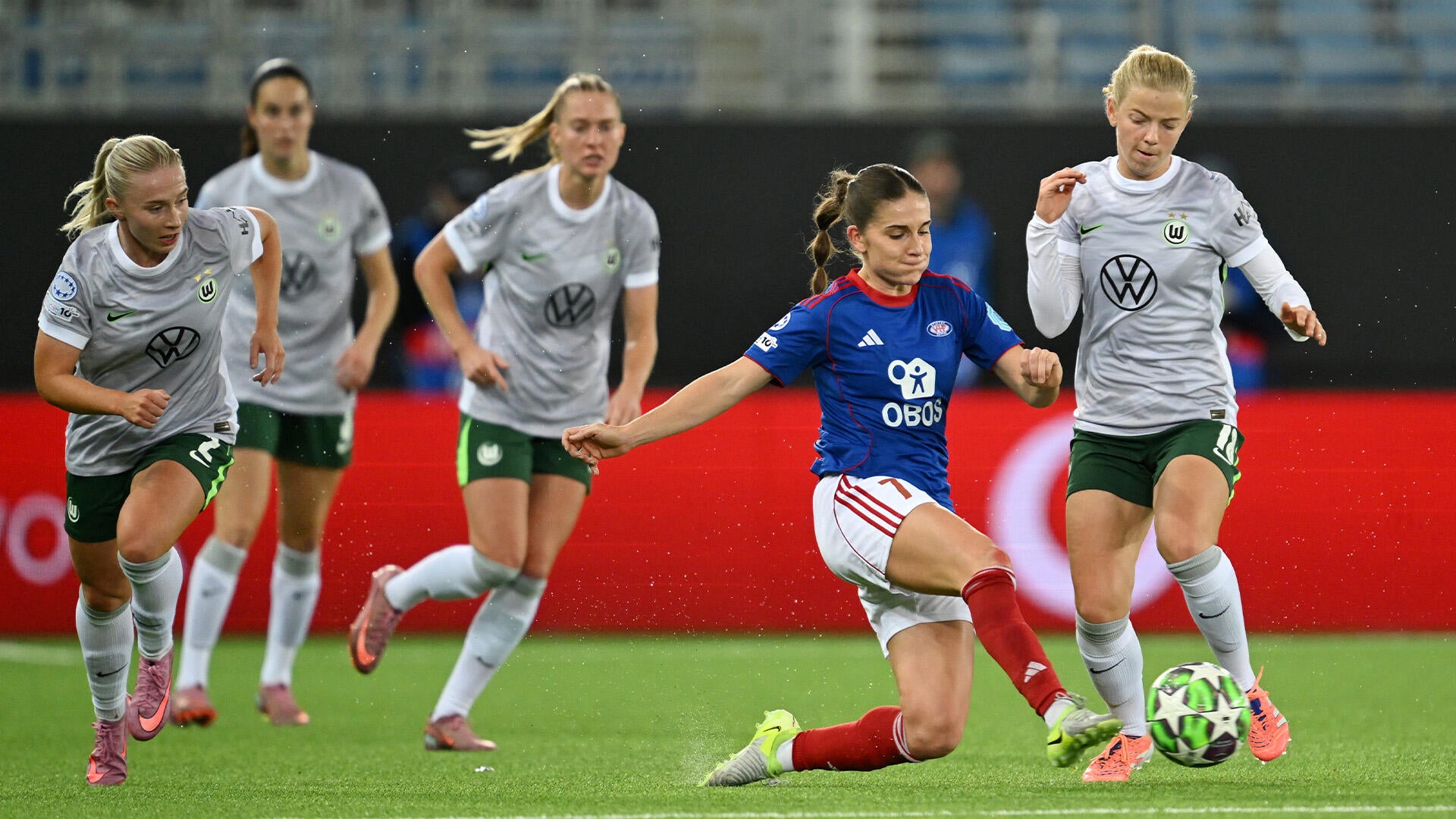 Vålerenga vs. Wolfsburg: UEFA Women's Champions League Match Highlights ...