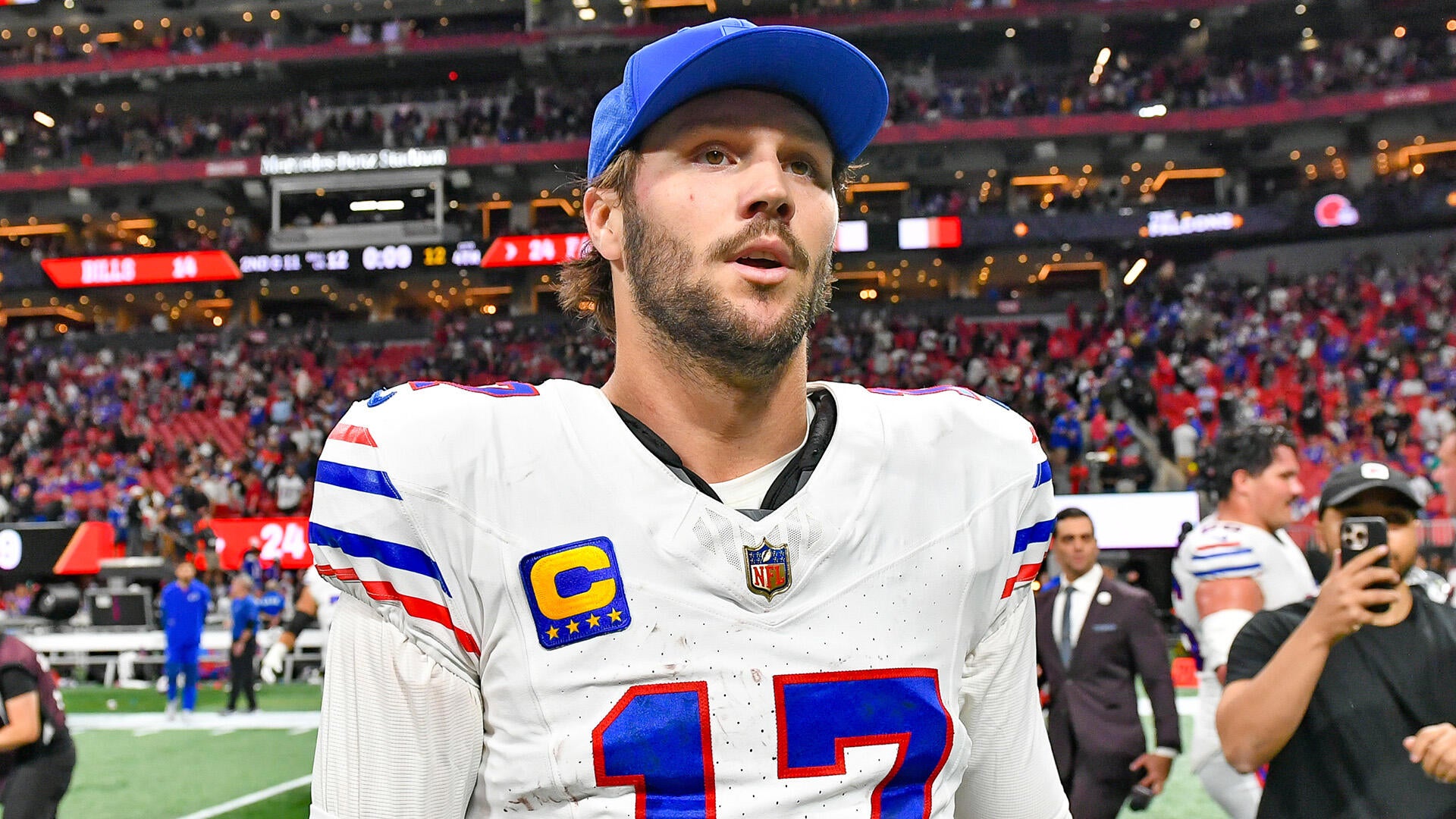 https://sportshub.cbsistatic.com/i/2025/10/16/412e4b70-b3c5-4483-8792-68a8de96f34f/josh-allen-bills-g.jpg