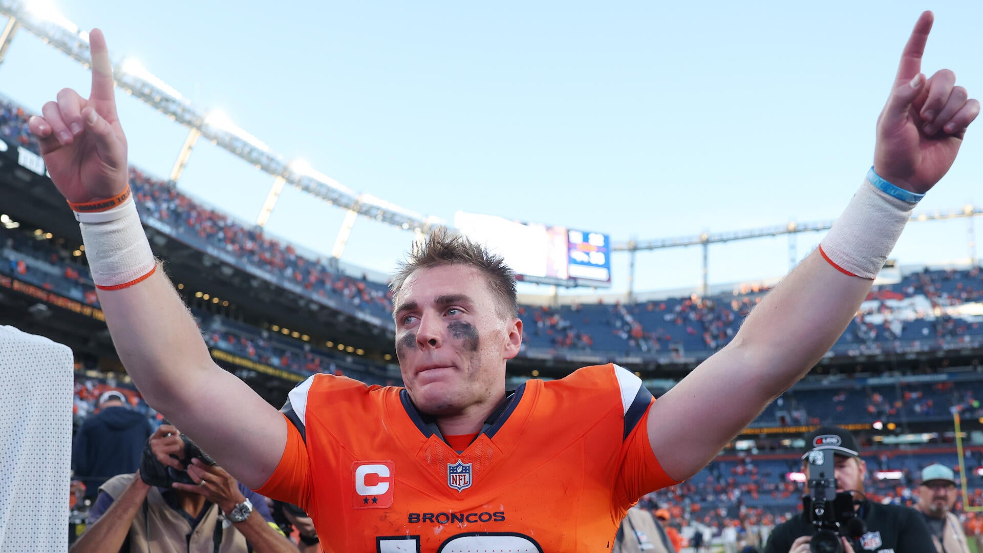 https://sportshub.cbsistatic.com/i/2025/10/20/9f20ab9a-2ac6-451e-b634-11c20aab433f/giants-hl.jpg
