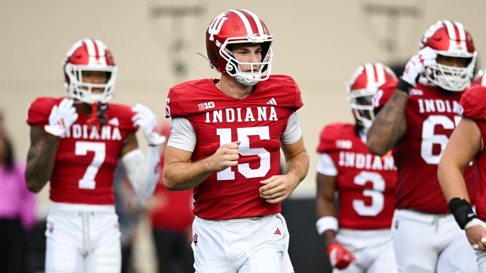 National title, conference championship odds for college football’s six remaining undefeated teams