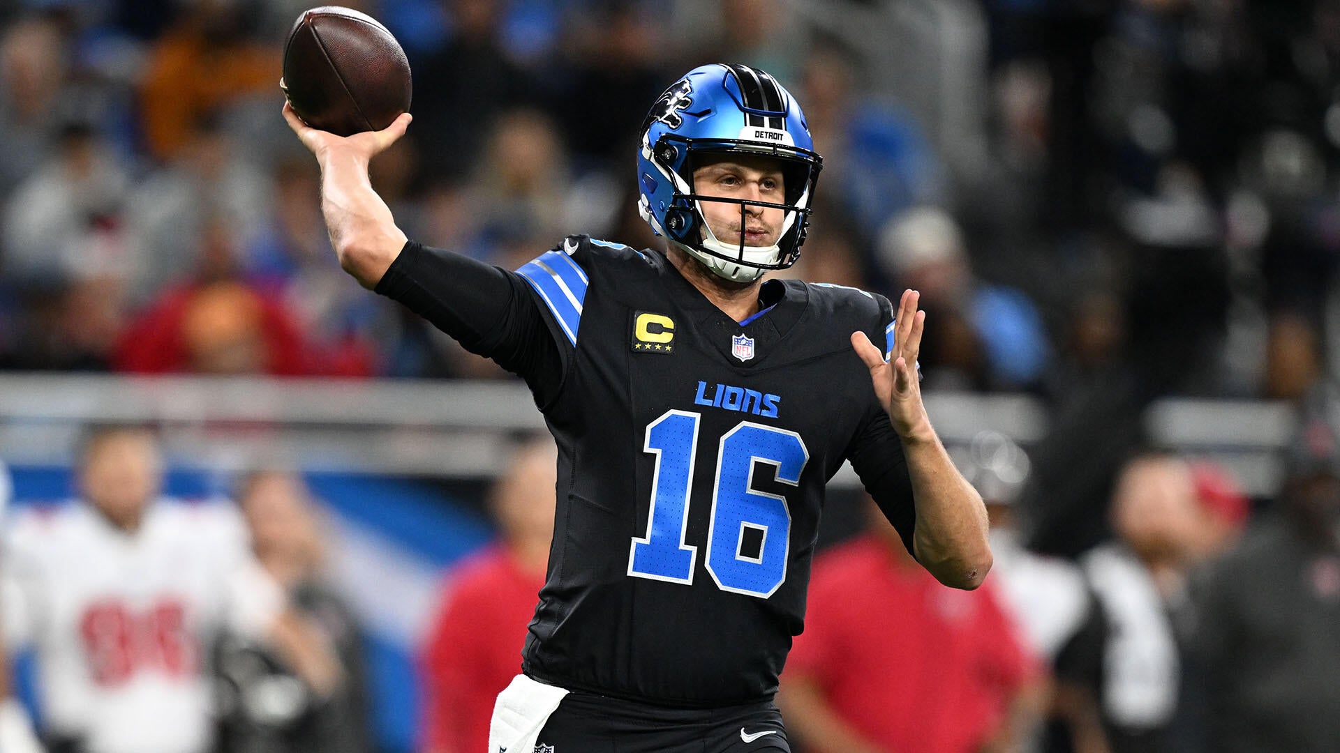 NFL DFS: Optimizer reveals Week 10, 2025 daily Fantasy football picks for DraftKings, FanDuel