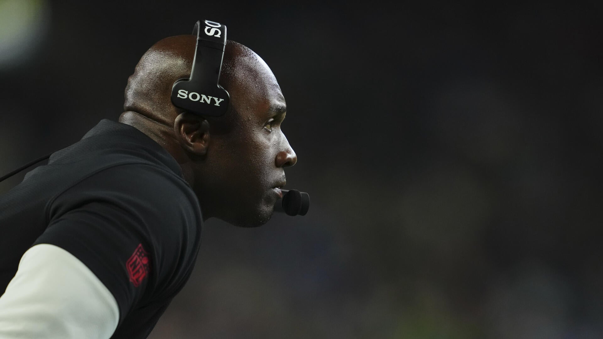 DeMeco Ryans addresses late-game kickoff gaffe: Plan ‘was kicking the ball out of bounds’