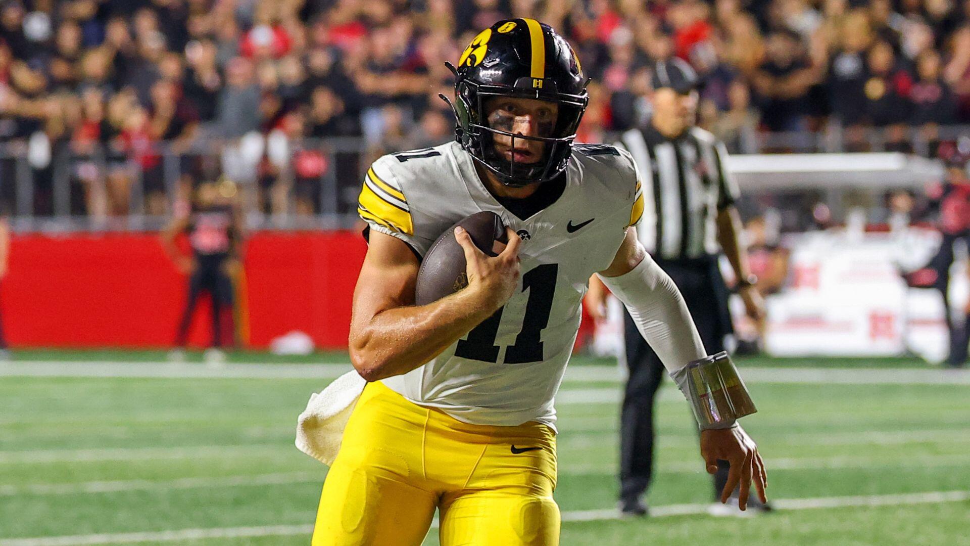 Mark Gronowski was expected to elevate Iowa’s passing game. Instead, the transfer QB is thriving on the ground