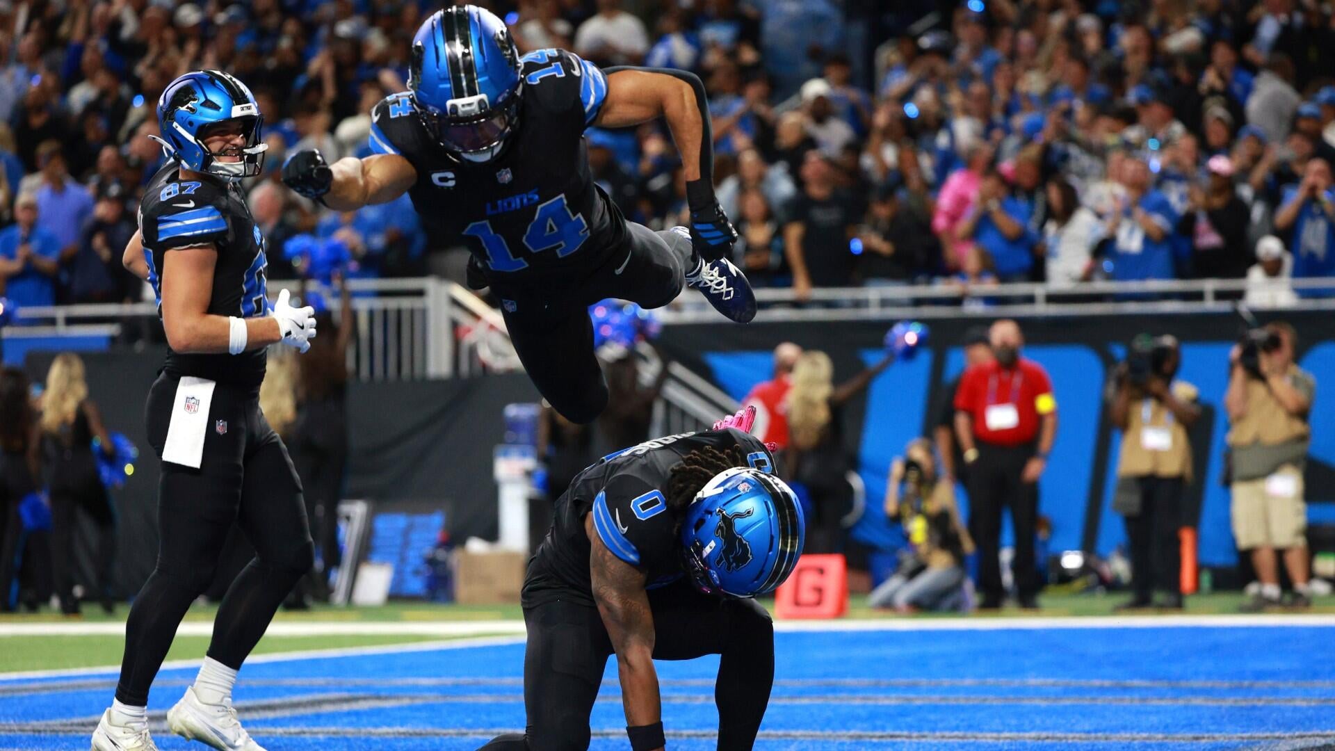 2025 NFL playoff picture, standings: Predicting where Lions, Buccaneers end up in NFC race after Detroit win