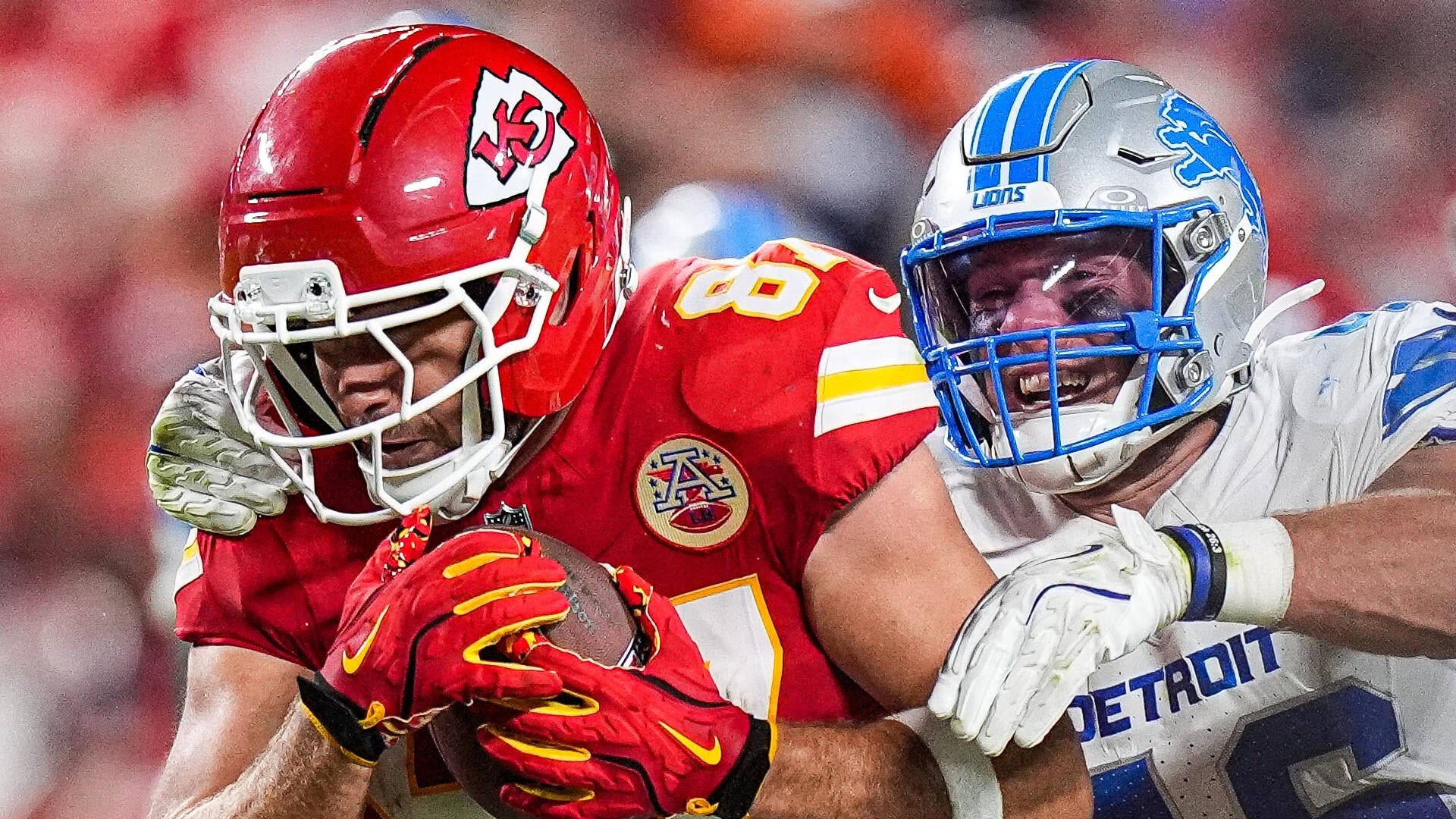 NFL DFS, Week 12: Top FanDuel, DraftKings daily Fantasy picks include Travis Kelce, Emanuel Wilson