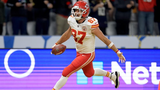travis-kelce-chiefs.jpg