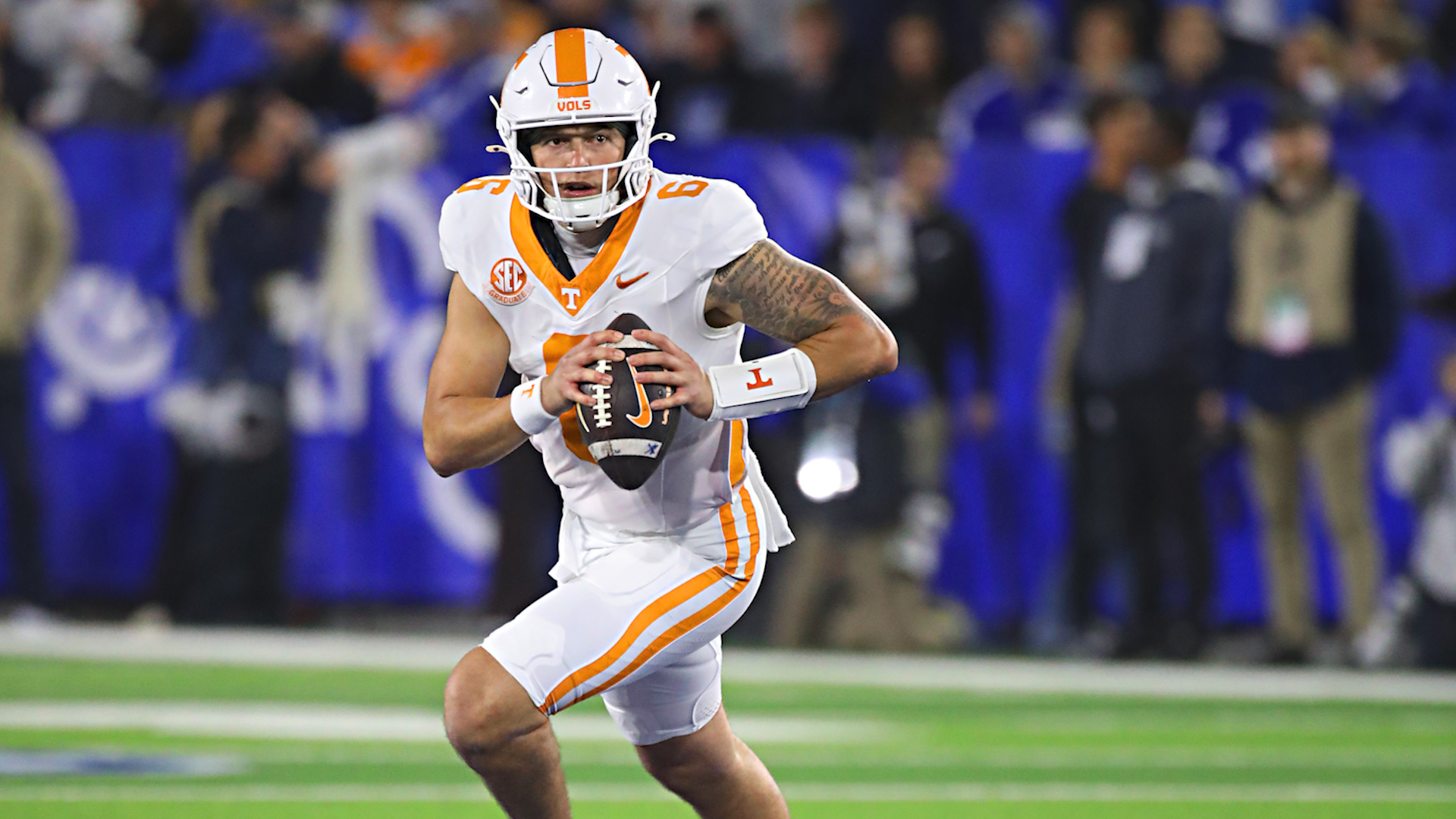 Why It Could Be A Good Day For Volunteers Offense Stream of General ...
