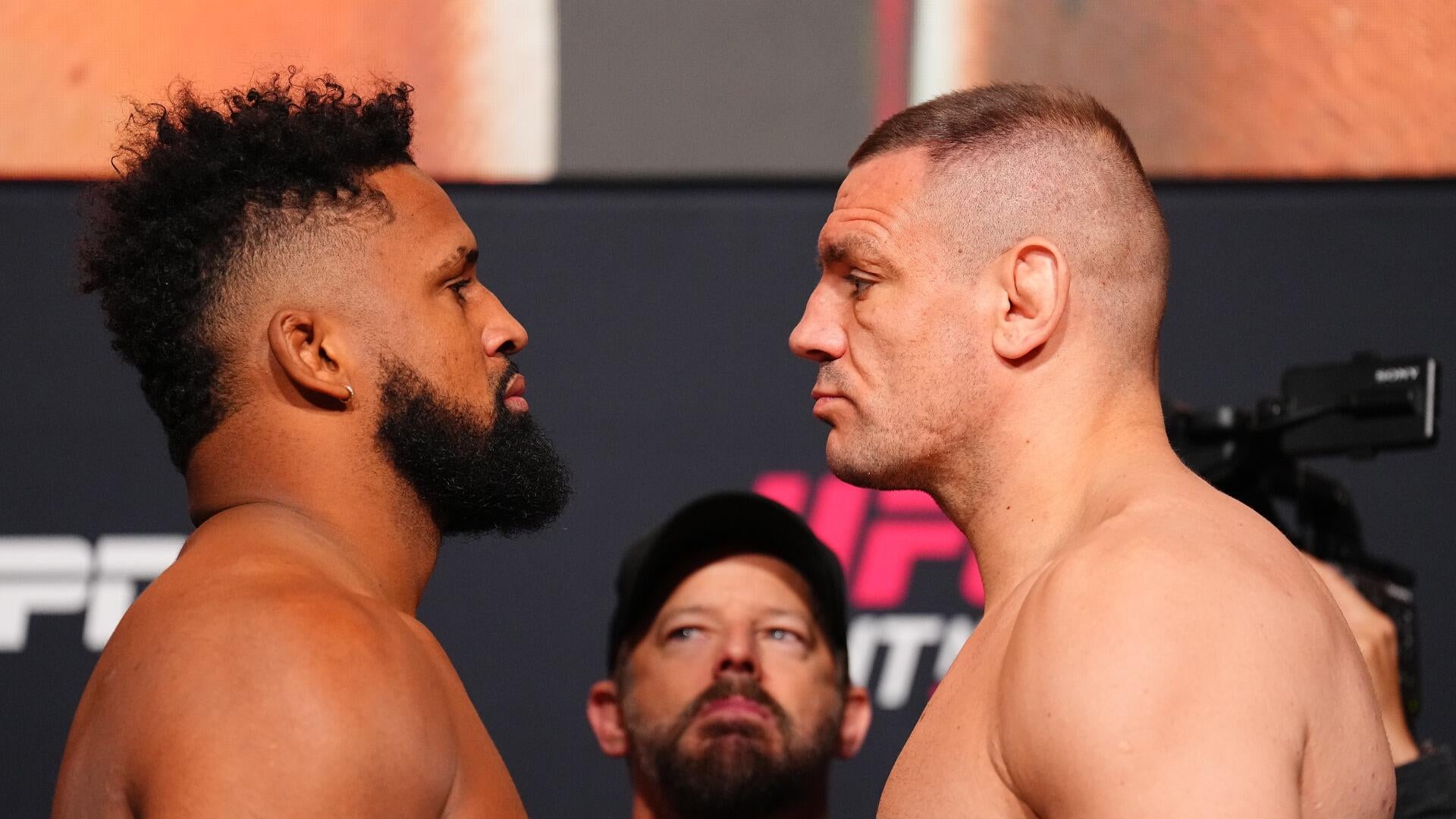 Sports Stopwatch Timer Lap Split Digital Stopwatch With Clock Calendar