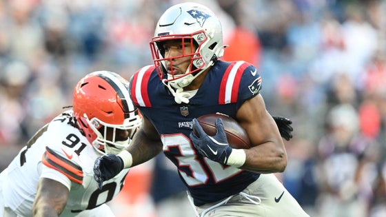 treveyon-henderson-new-england-patriots-imagn-images.jpg
