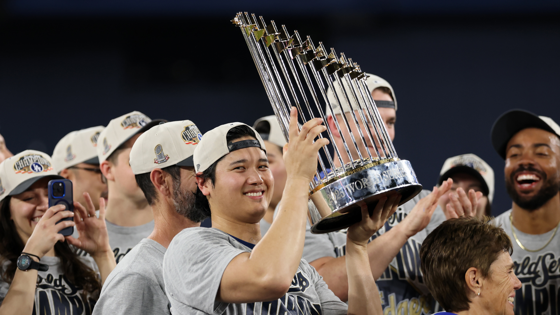 2026 World Series odds: Every MLB team’s chances to hoist trophy as Dodgers open as favorites again