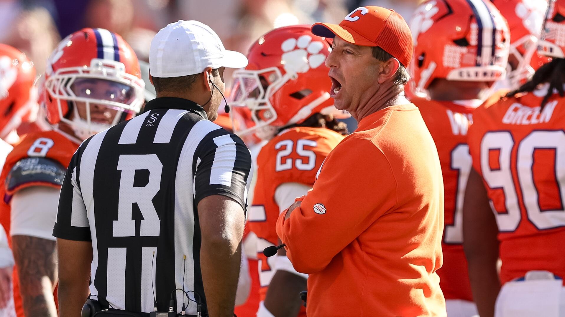 <a href="https://www.cbssports.com/college-football/news/college-football-rankings-bottom-25-clemson-florida-state-week-11/" target="_blank">Bottom 25 college football rankings: Clemson vs. Florida State — once a marquee matchup — now a cringefest</a>
