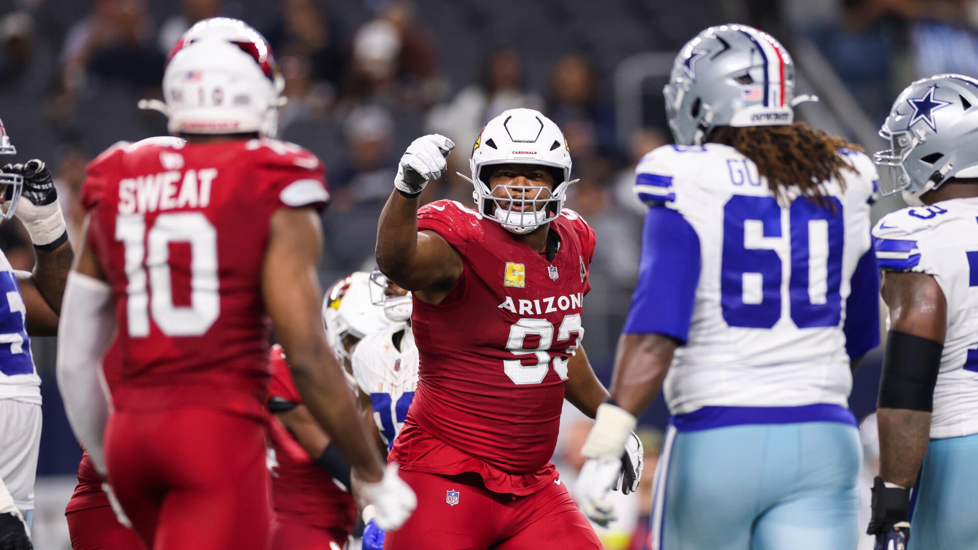 
                        Cardinals backup QB tops Cowboys; what to expect in first CFP Rankings; can the Dodgers three peat?
                    