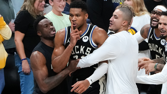 giannis-getty-28.png