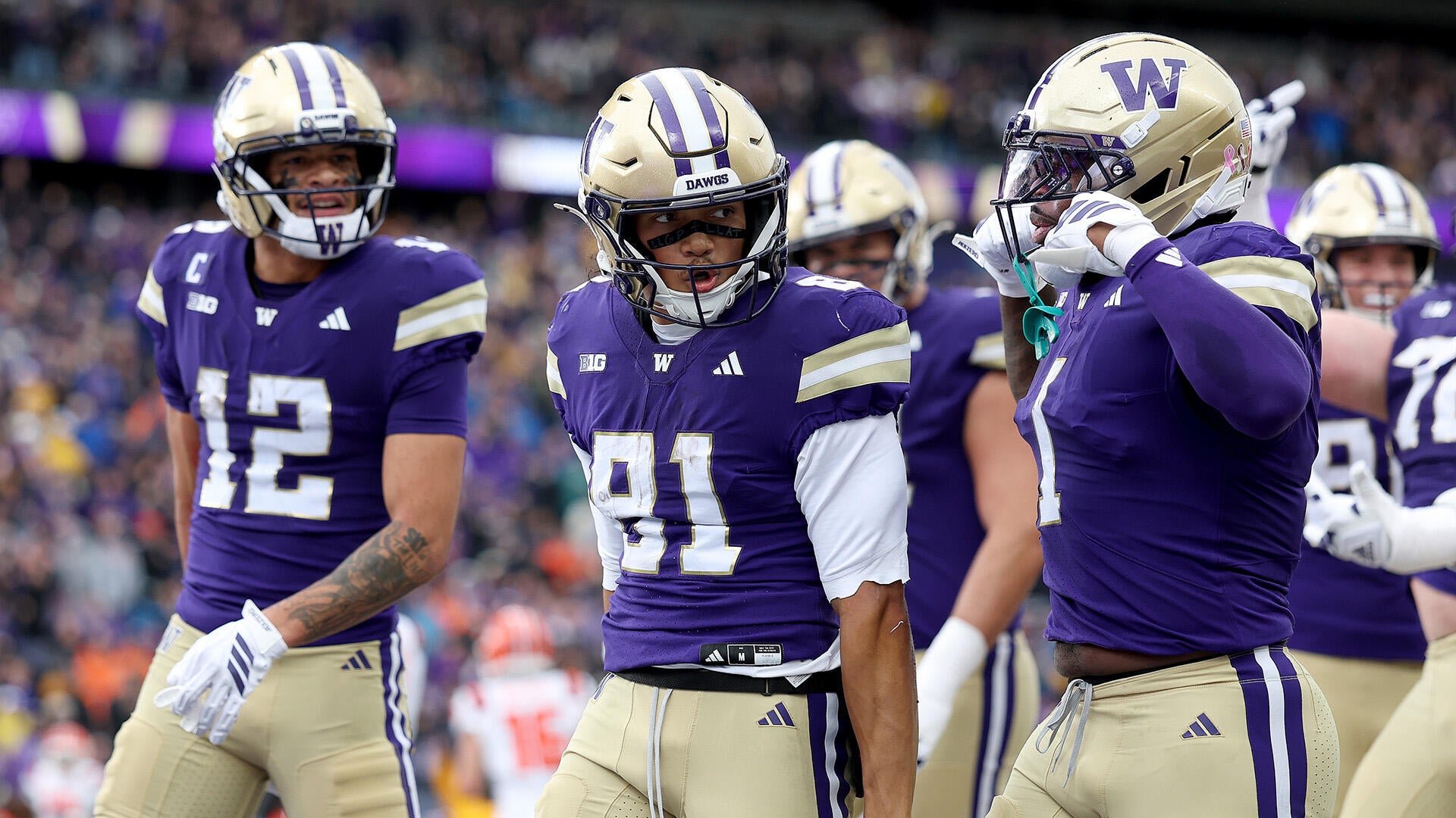 Washington Looks to Avoid Trap, Keep CFP Hopes Alive
