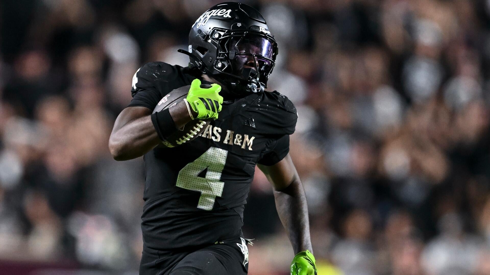 College football Week 12 picks against the spread, trends: Expert on 29-17 roll reveals best bets