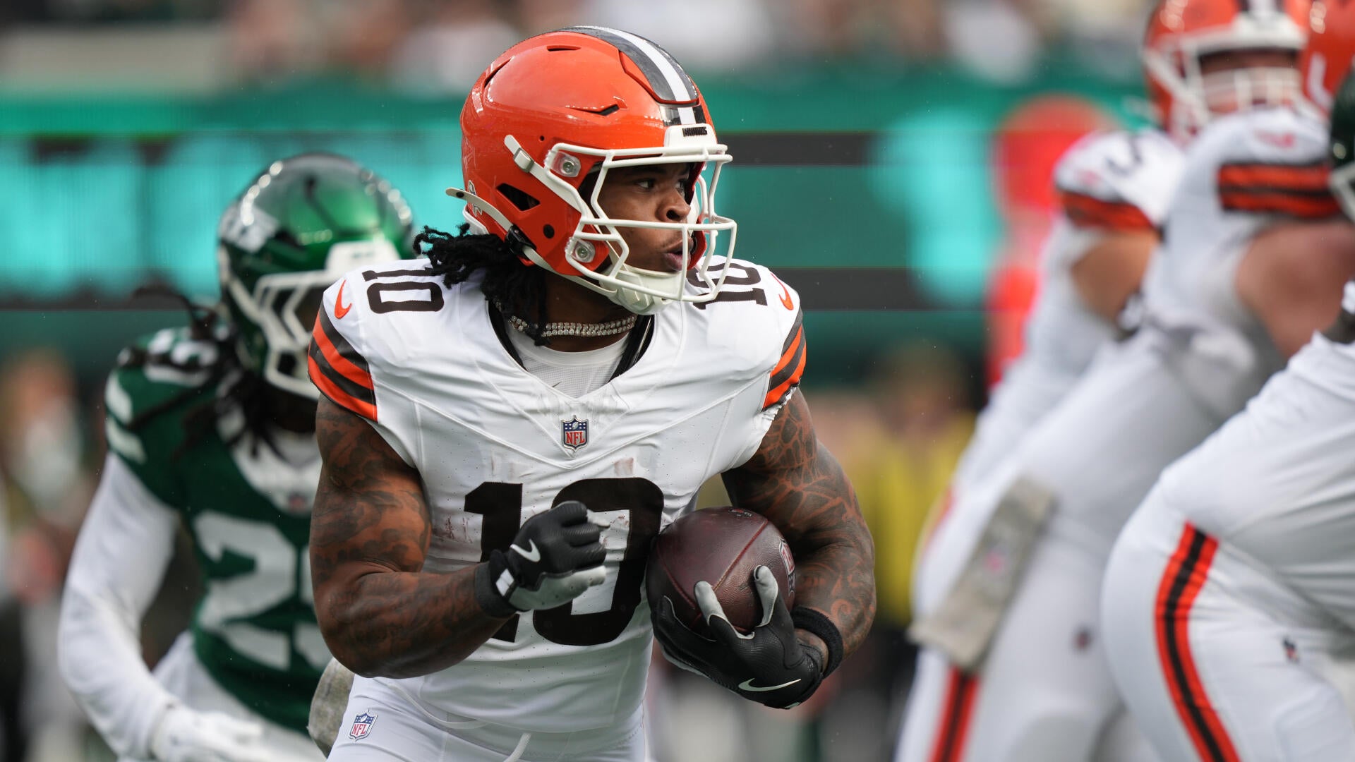 cbssports.com - Daniel Kohn - Week 14 NFL picks, score predictions, best bets today from self-learning AI