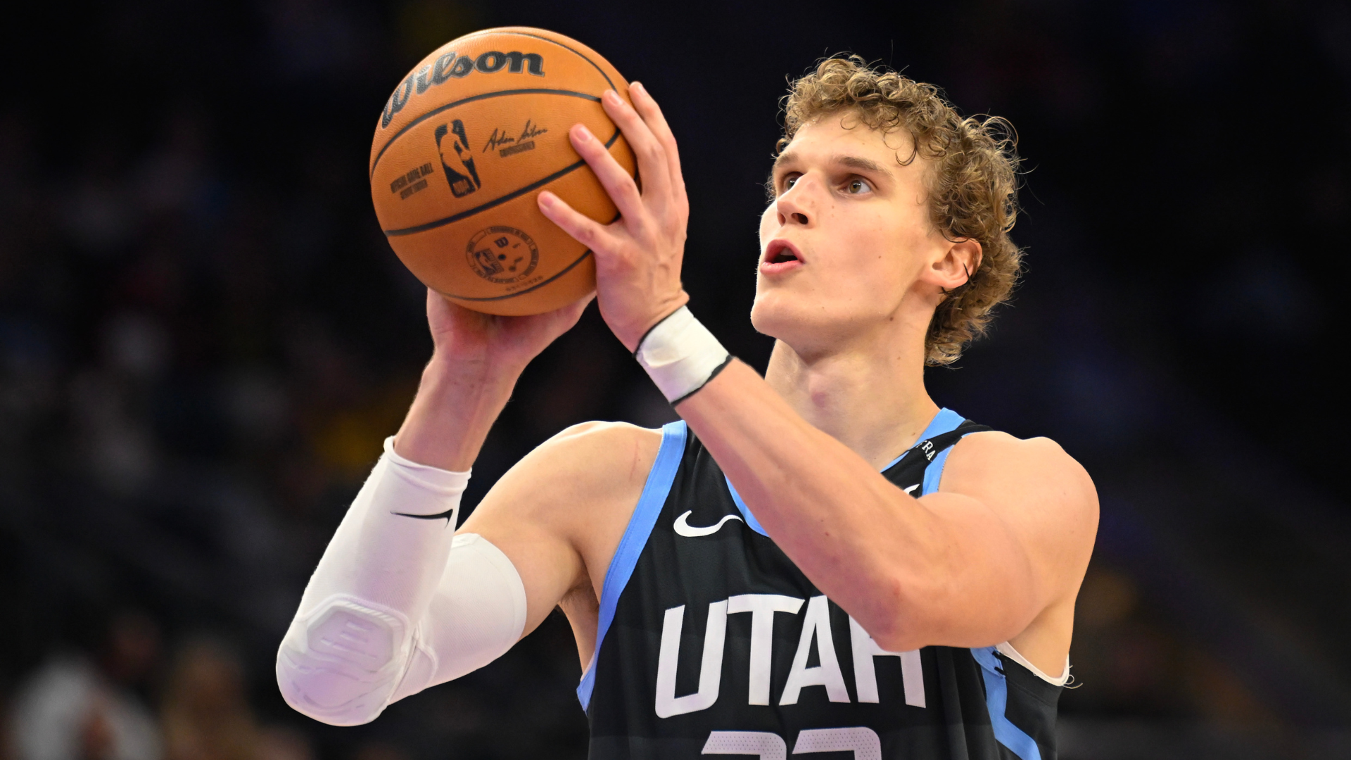 Lauri Markkanen is once again playing the Jazz out of the tank race and setting up an impossible decision