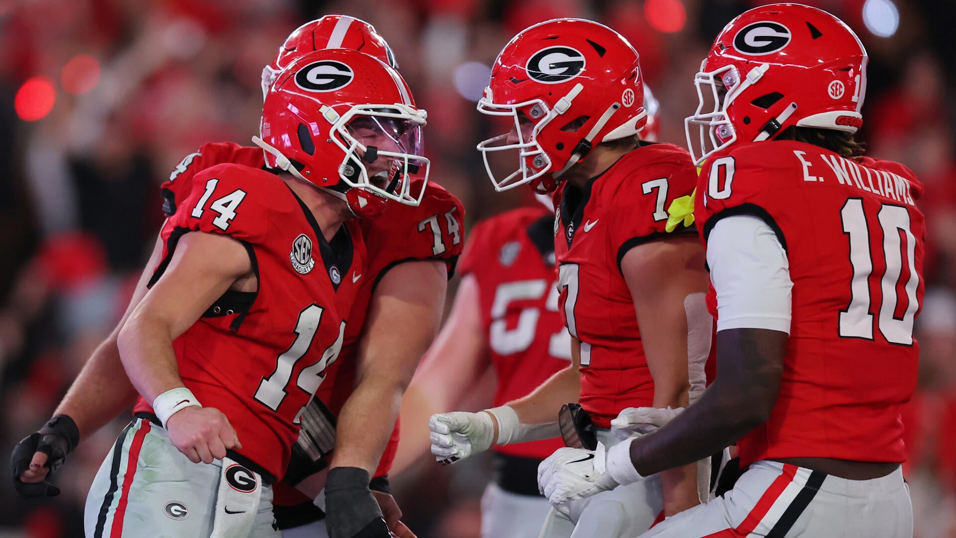<a href="https://www.cbssports.com/college-football/news/college-football-playoff-bracket-2025-third-cfp-rankings-release/" target="_blank">College Football Playoff bracket: What 12-team field looks like after third CFP Rankings release</a>