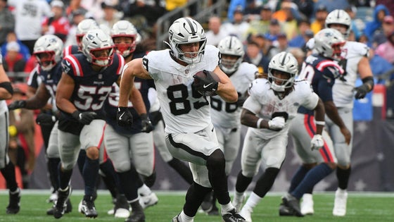brock-bowers-las-vegas-raiders-imagn-images.jpg