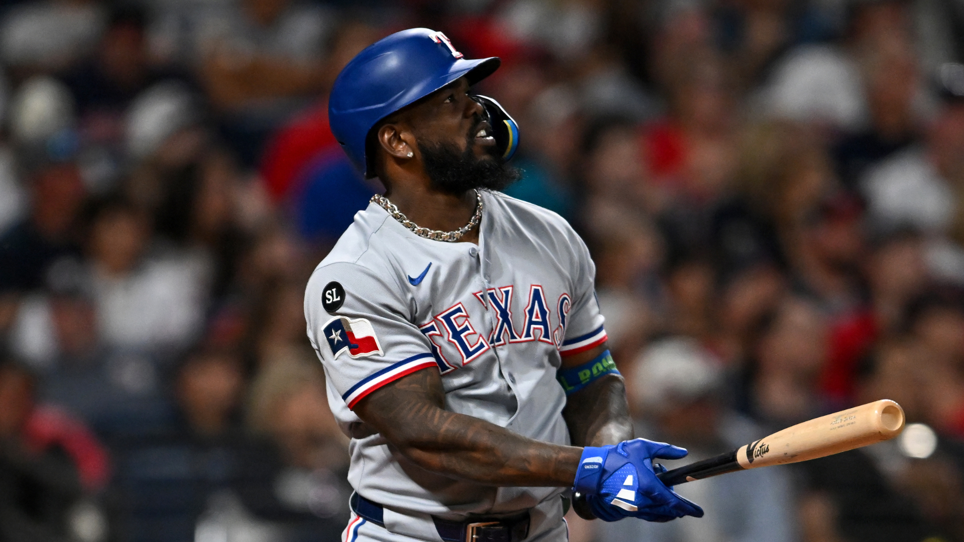 Adolis García, Jonah Heim, Nathaniel Lowe, Alek Manoah more hit MLB free agency after non-tender deadline