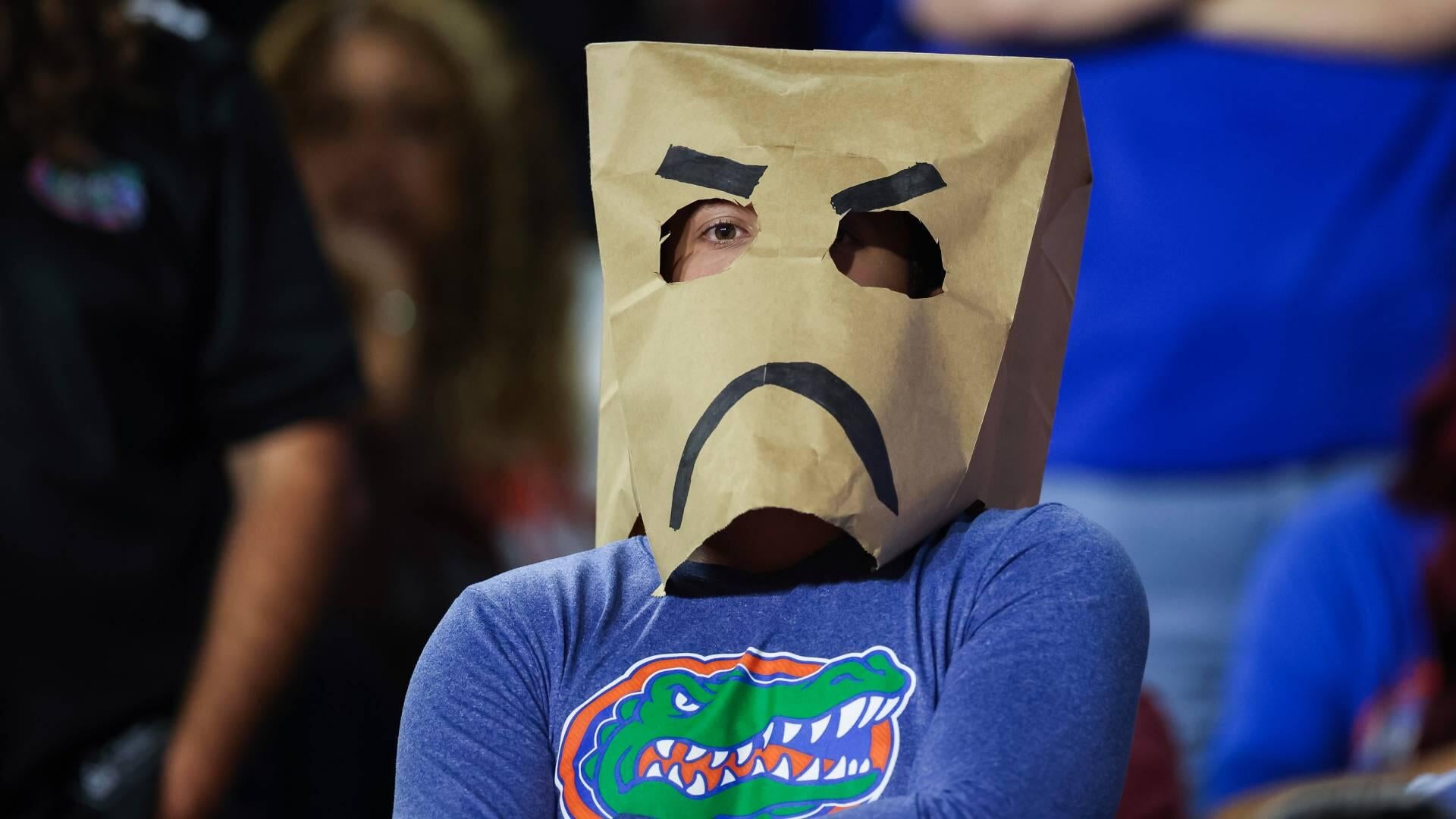 Bottom 25 college football rankings: Florida nears rock bottom, UMass flirts with 0-12