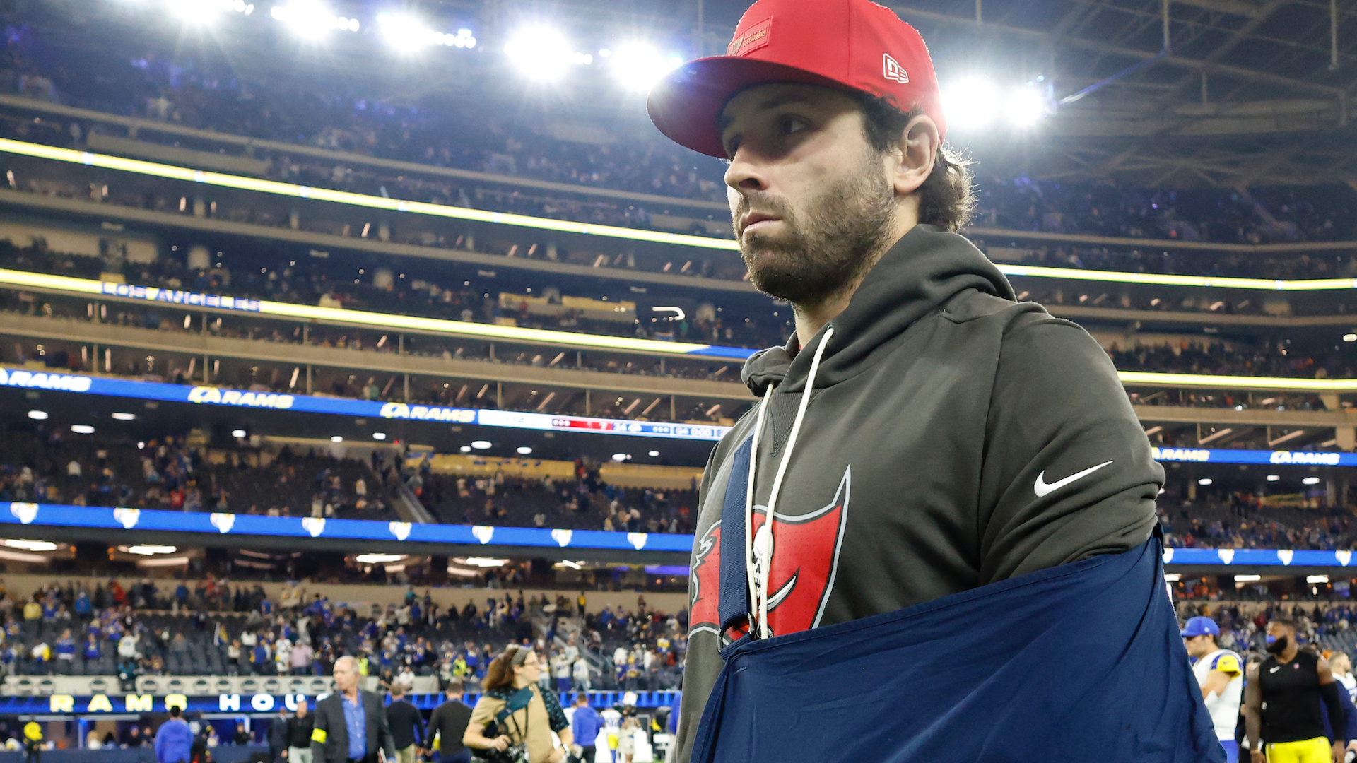 Baker Mayfield injury updates: Bucs QB suffers low-grade strain in non-throwing shoulder, per report